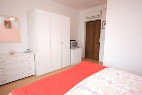 Hostal Double Room Medveja 2305b