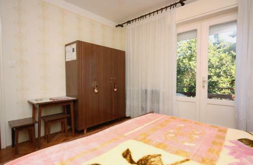 Hostal Double Room Banjol 4976c