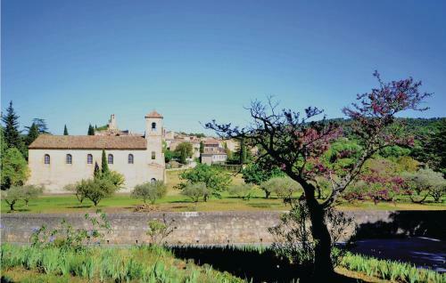 Holiday Home Cadenet 10
