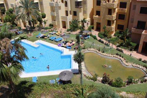 Duquesa Village Apartemento 2114