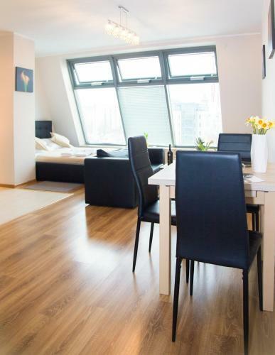 Jtb Deluxe Apartments