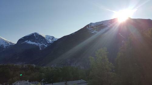 Apartamento Trolltunga Guesthouse