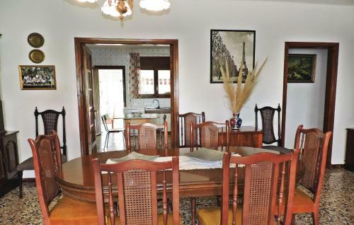 Holiday Home Sant Jordi D'alfama 09