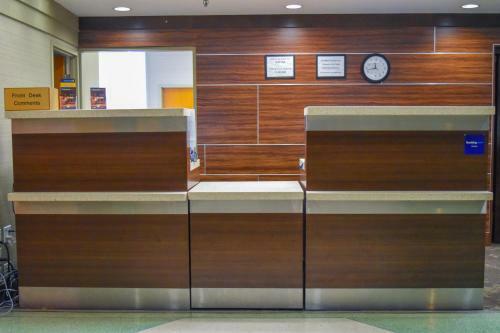 Hotel Ryerson University-international Living Learning Centre