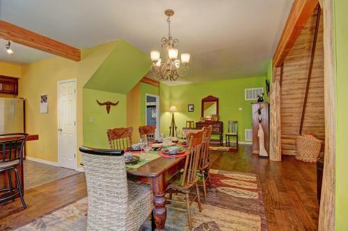 Spruce Creek Lodge