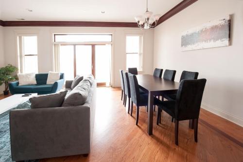 Apartamento Three-bedroom On West Fullerton Avenue Apt 4