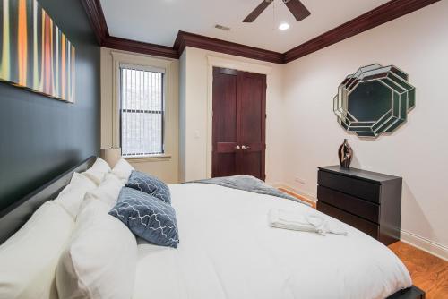 Apartamento Three-bedroom On West Fullerton Avenue Apt 4