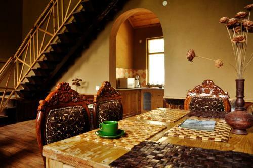 Hotel Heritage Village Resort