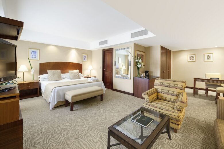 Hotel Doubletree By Hilton Buenos Aires