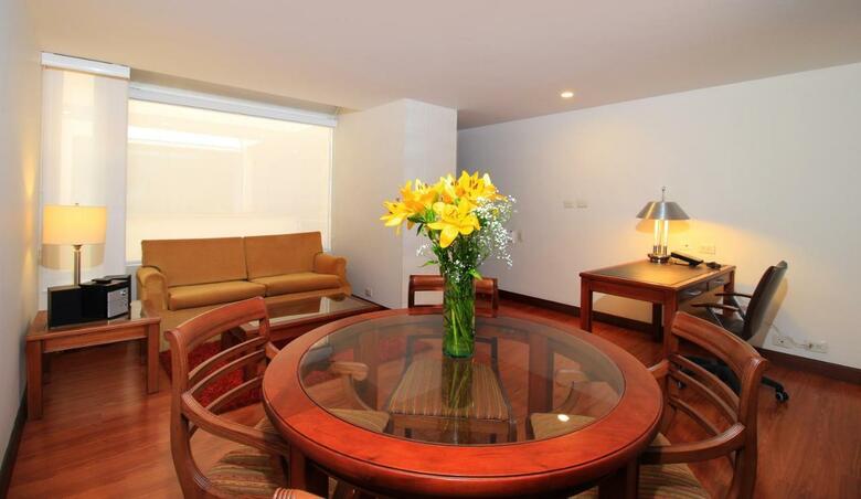 Hotel Windsor House Inn By Geh Suites