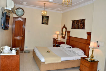 Hotel Bajaj Indian Home Stay