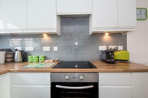 40 Tomnahurich Street Apartment