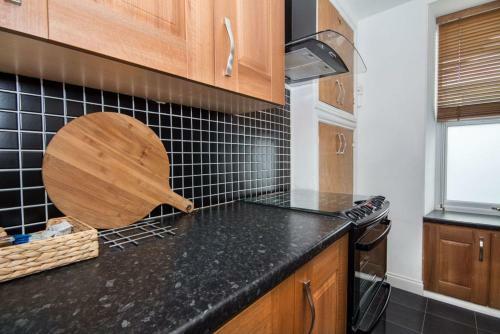 40 Tomnahurich Street Apartment