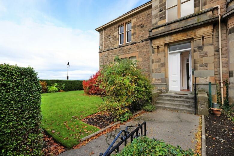 Royal Gardens Apartments