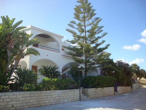 Apartamento Holiday Home In Sciacca With Veranda, Terrace, Bbq, Storage