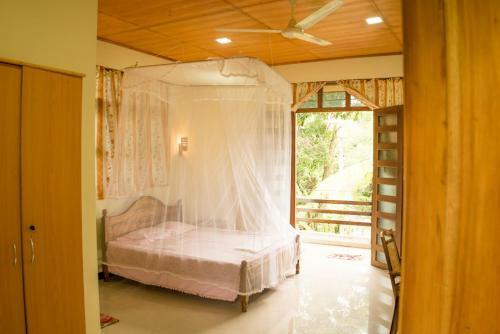 The Breeze Pinnawala Homestay