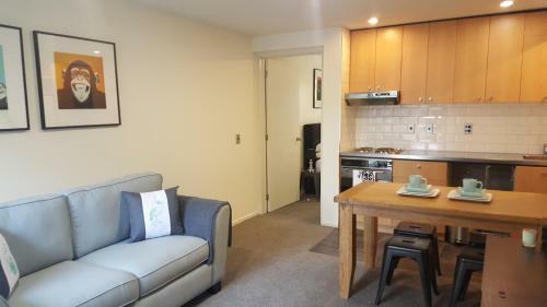 Snug In The City Apartment