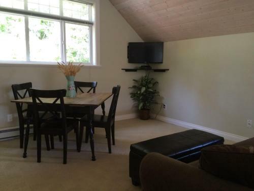 Bed & Breakfast Guest Suites On Benvenuto