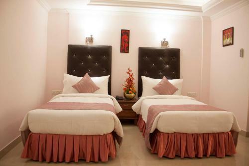 Hotel Sps Kingsway