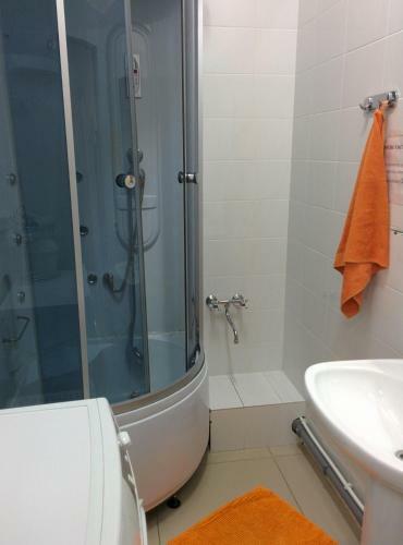 Hostel Apelsin