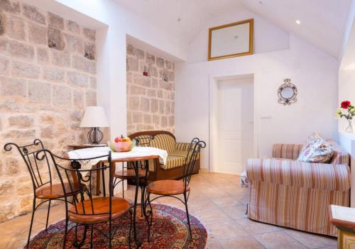 Residencia Villa Saraca