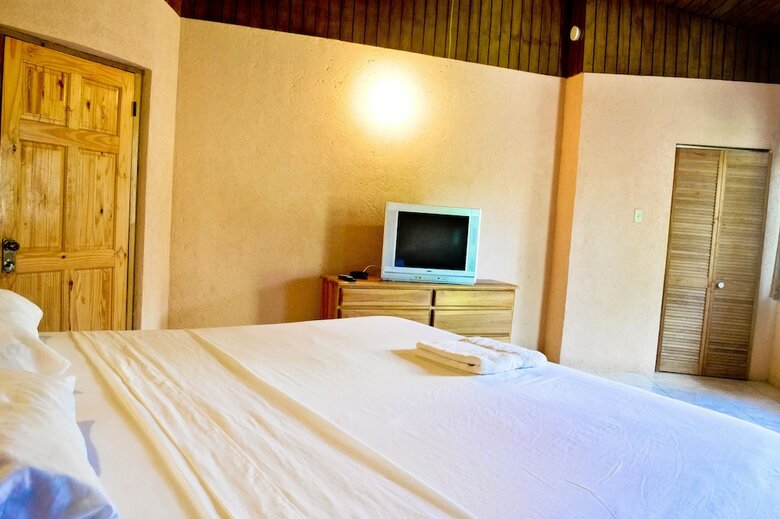 Hotel Le Mer Guest House & Villa - Lucea