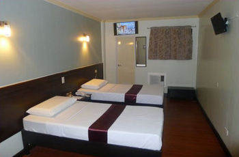 Hotel Ruemango Apartelle And Suites