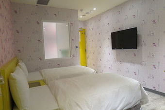 E91 Hotel