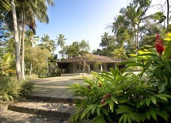 Villa Ivory House