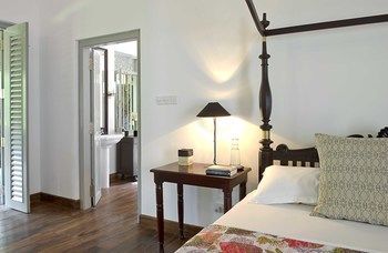 Villa Ivory House