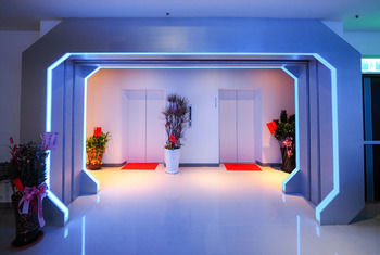 Starship Business Hotel