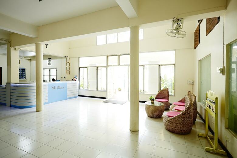 Albergue We Train Hotel Donmuang