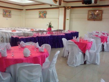 Hotel Golden Stallion Suites