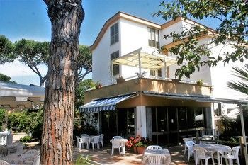 Hostal Hotel Anna