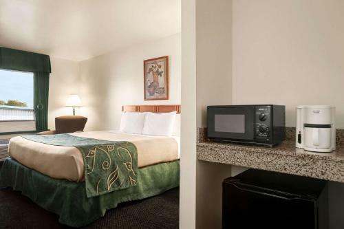Hotel Baymont By Wyndham Buffalo