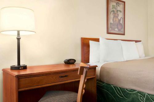 Hotel Baymont By Wyndham Buffalo