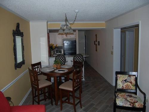 Apartamento Pelican's Landing 132 Condo