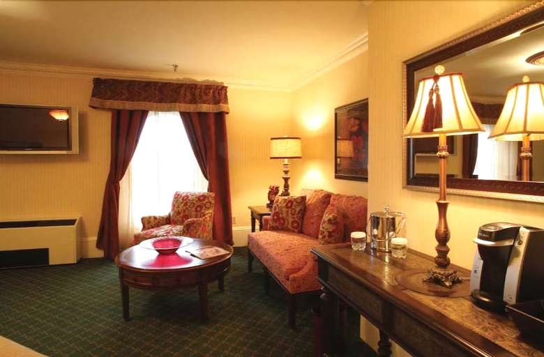 Hotel The Martha Washington Inn And Spa