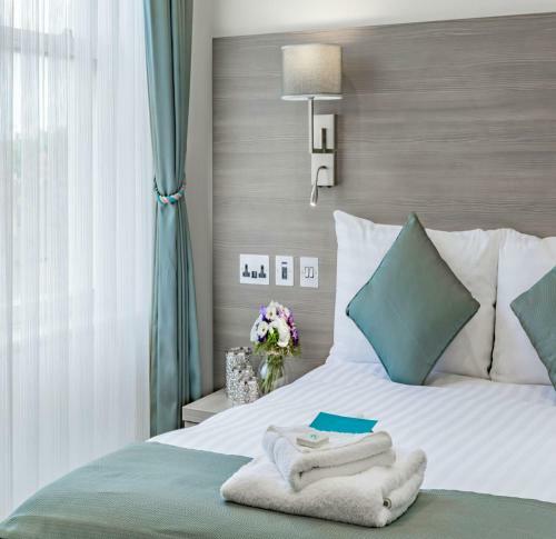 Lion & Key Hotel