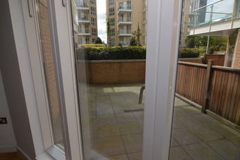 Apartment Wharf � Water Gardens