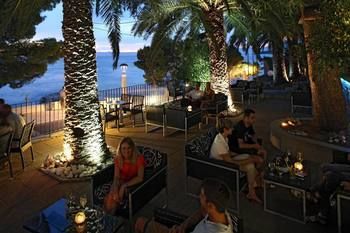 Medora Auri Family Beach Hotel