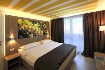 Medora Auri Family Beach Hotel