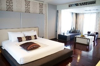 Hotel Z Through By The Zign