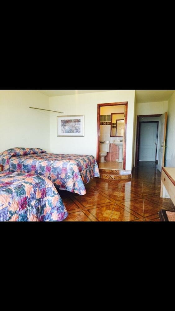 Hotel La Cueva Del Pirata