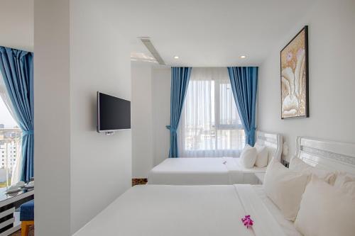 Queen's Finger Hotel