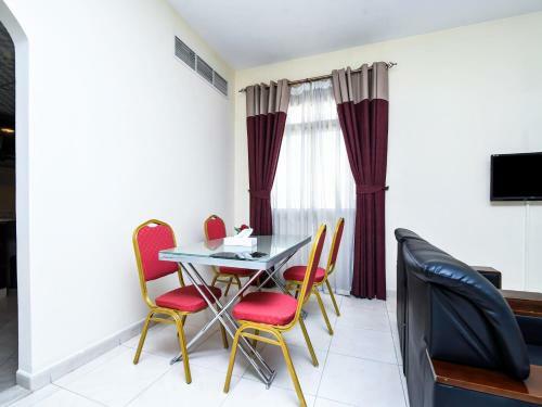 Apartamento Al Usra Furnished Flats L.l.c