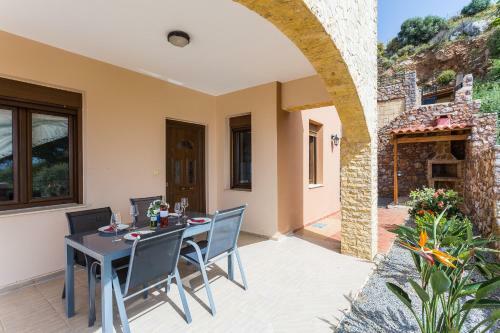Michalis Villa, View To Libyan Sea!