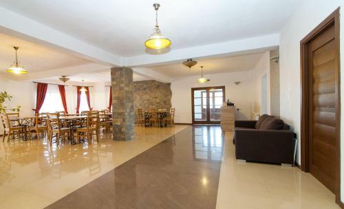 Hotel Pensiunea Marea Alpina, Maramures