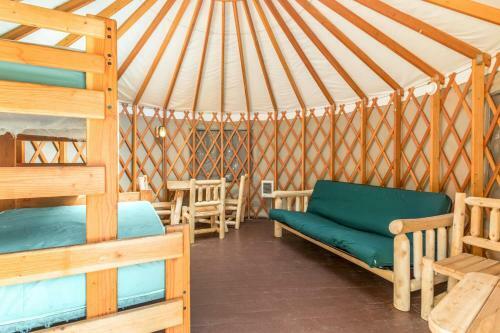 Mount Hood Village Premium Yurt 3