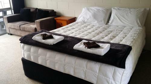 Fountain Court Motel